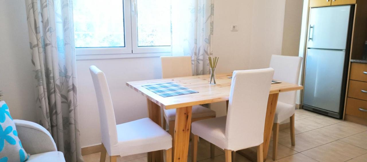 Central Apartment, Fully Equipped Химара Экстерьер фото